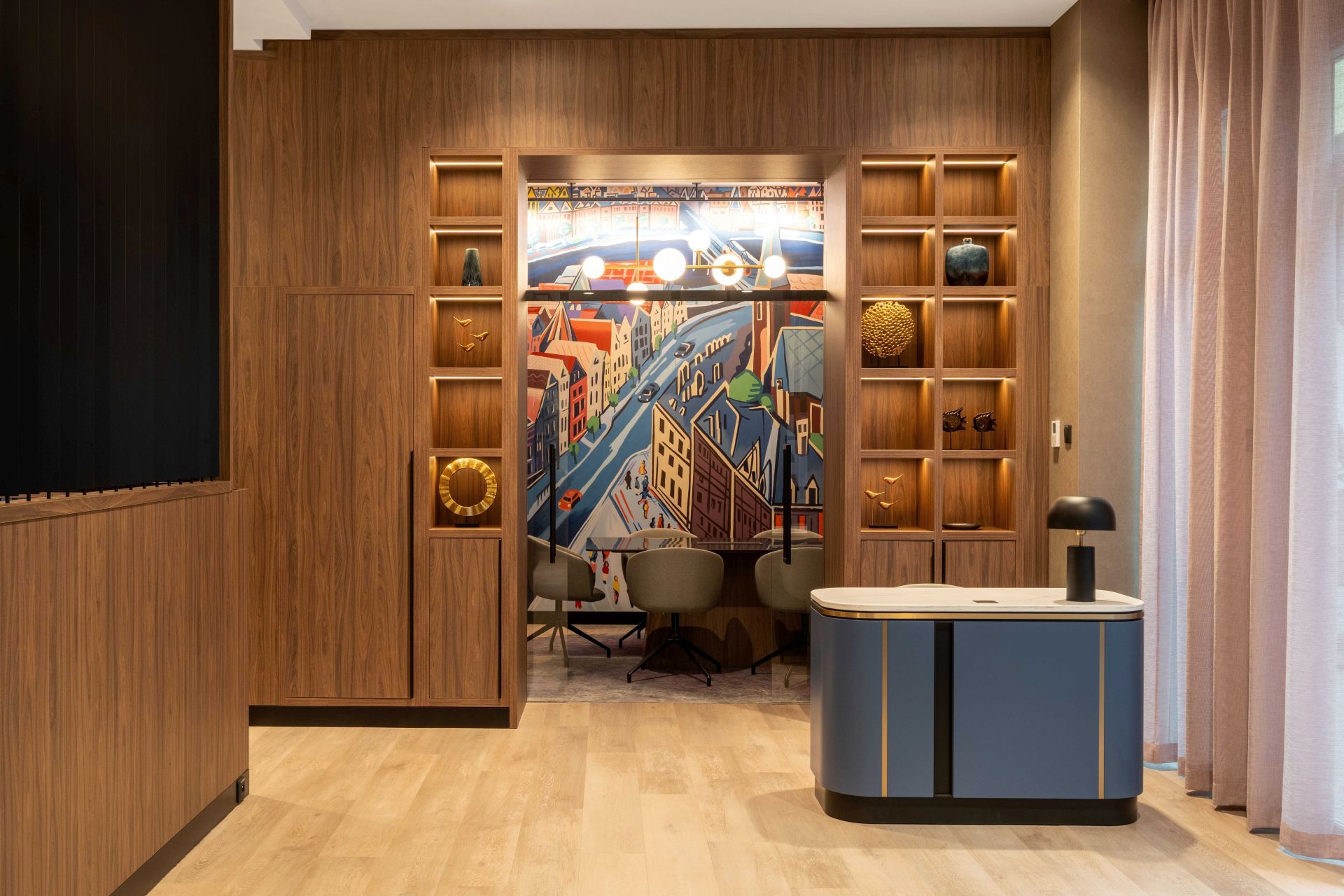 Executive Lounge